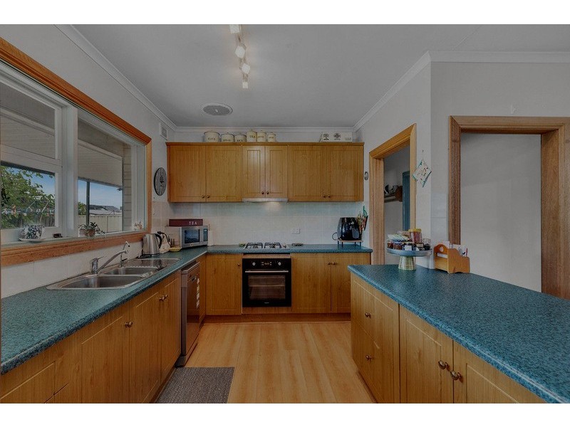 10 Beaminster Road, Elizabeth Park SA 5113