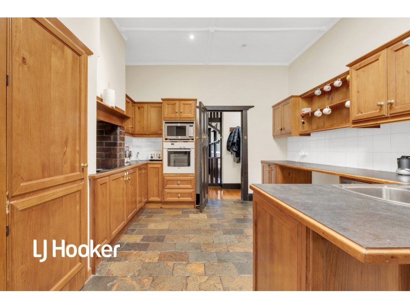 6 Dunstan Avenue, Kensington Park SA 5068