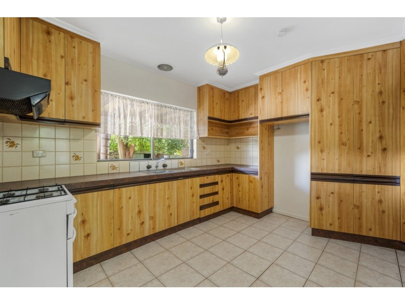 17 Karina Crescent, Holden Hill SA 5088