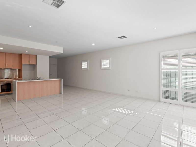 176 Sanctuary Drive, Mawson Lakes SA 5095