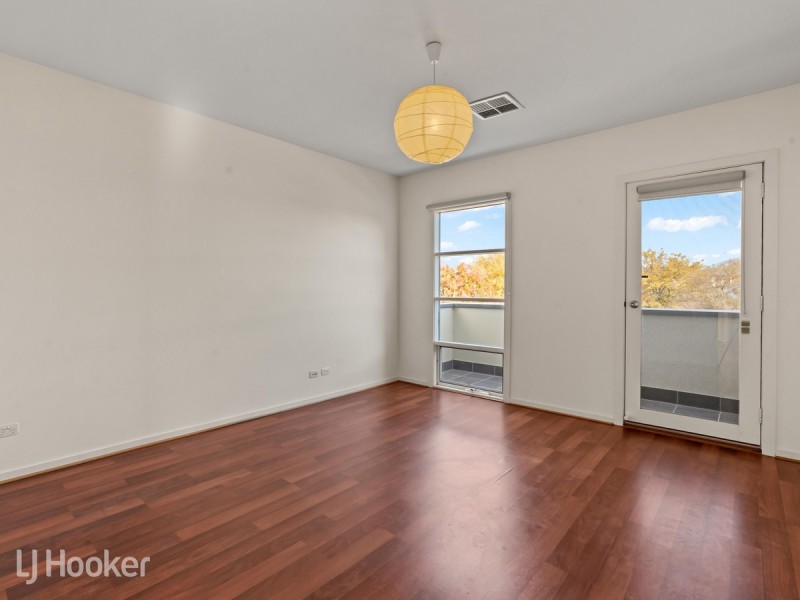 176 Sanctuary Drive, Mawson Lakes SA 5095