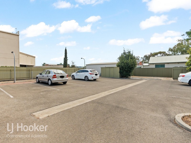 8 Centre Parade, Enfield SA 5085