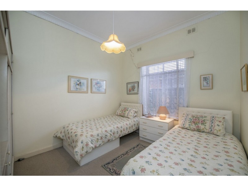 12 Hooking Avenue, Royston Park SA 5070