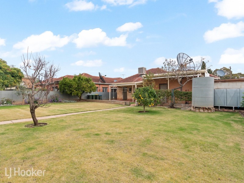7 Teak Street, Campbelltown SA 5074