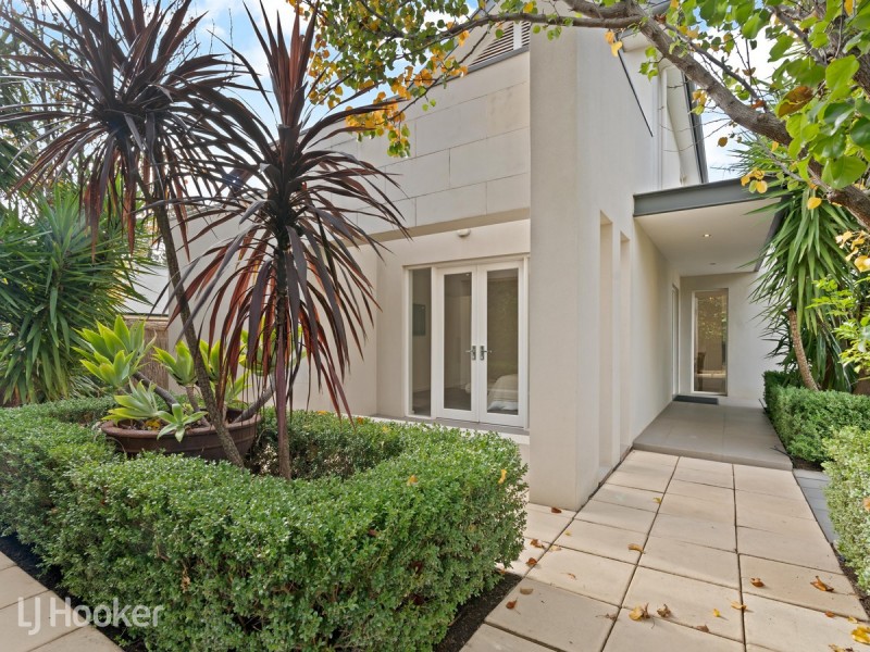 20 Peroomba Avenue, Kensington Gardens SA 5068