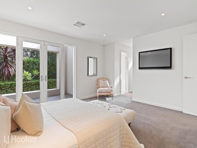 20 Peroomba Avenue, Kensington Gardens SA 5068