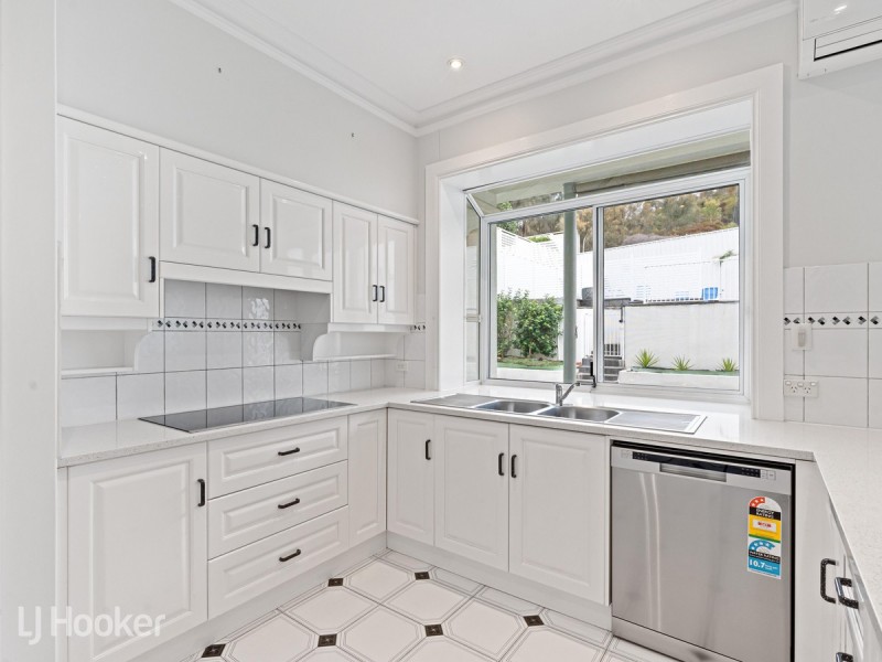 15 Grevillea Avenue, Athelstone SA 5076