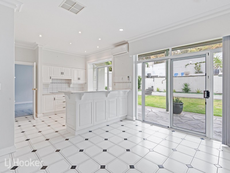 15 Grevillea Avenue, Athelstone SA 5076