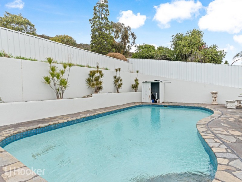 15 Grevillea Avenue, Athelstone SA 5076