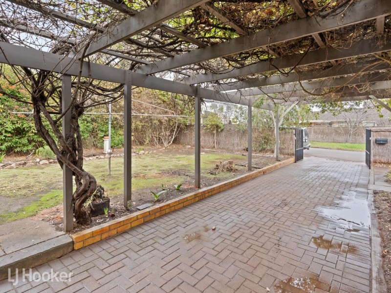 32 Maurice Avenue, Rostrevor SA 5073