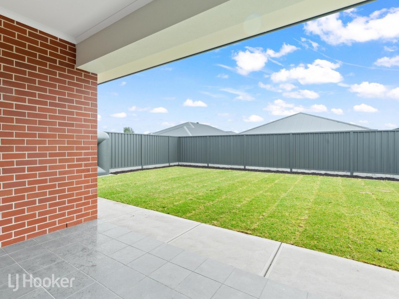 6 Crystal Court, Angle Vale SA 5117