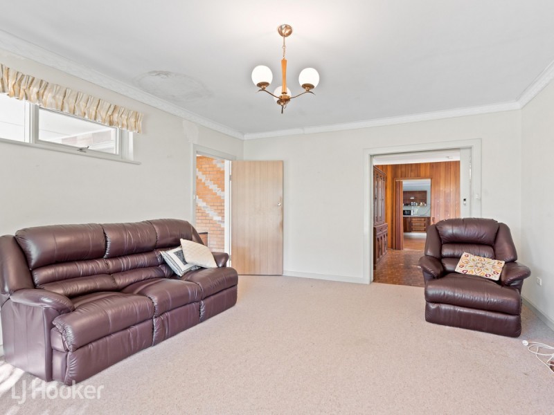 16 Karri Drive, Dernancourt SA 5075