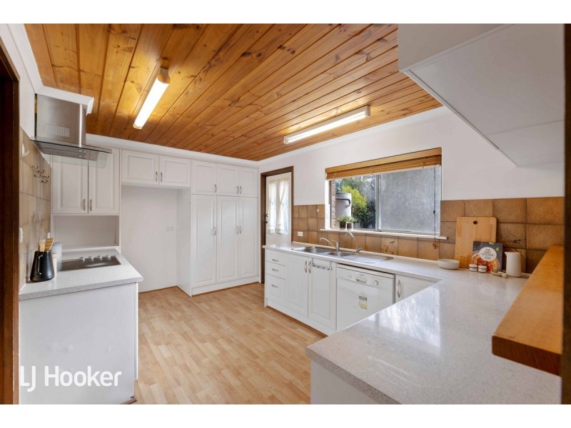 7 Mansfield Road, Mount Barker SA 5251