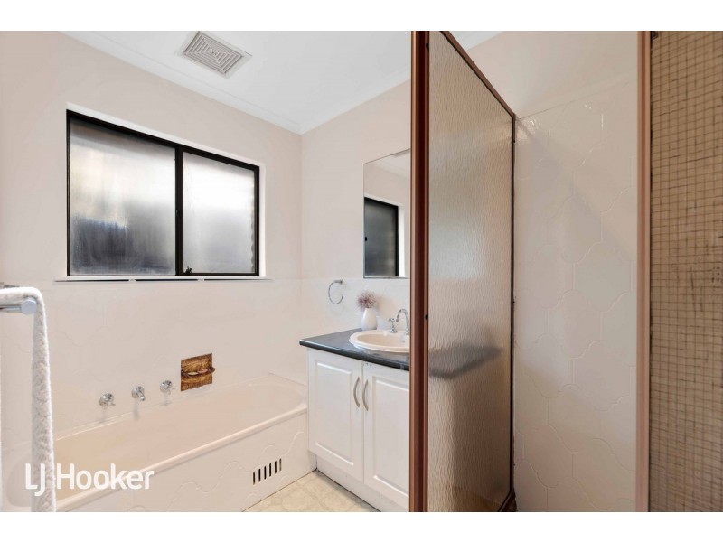 7 Mansfield Road, Mount Barker SA 5251