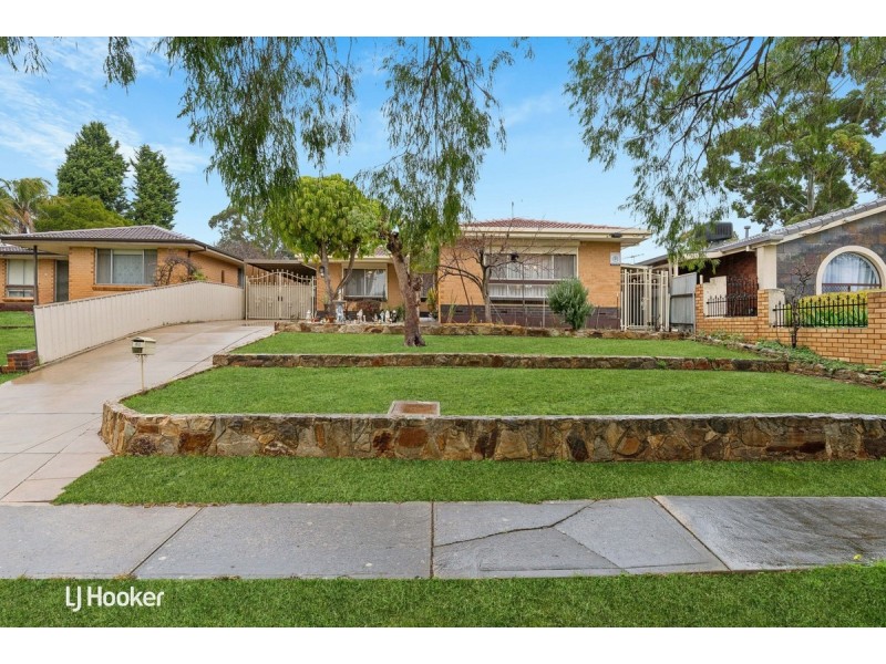 61 Far View Crescent, Ridgehaven SA 5097