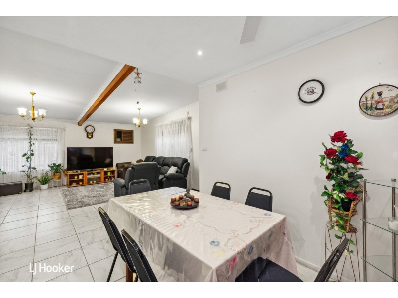 61 Far View Crescent, Ridgehaven SA 5097