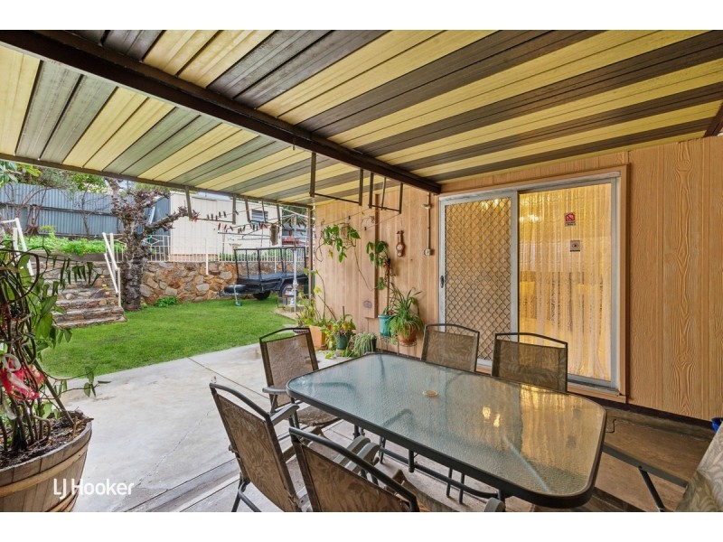 61 Far View Crescent, Ridgehaven SA 5097