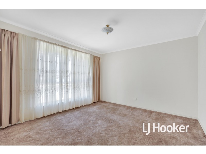2 Medlow Road, Blakeview SA 5114