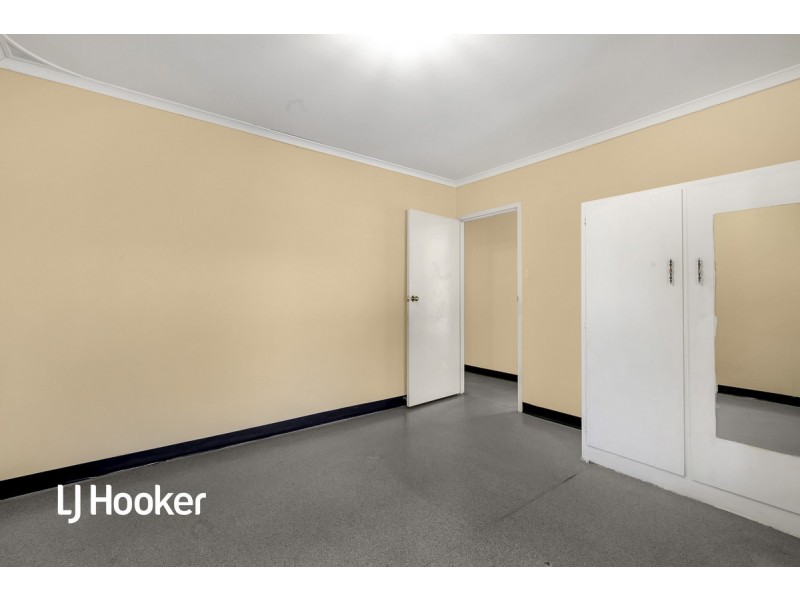 2/1 Peter Place, Campbelltown SA 5074