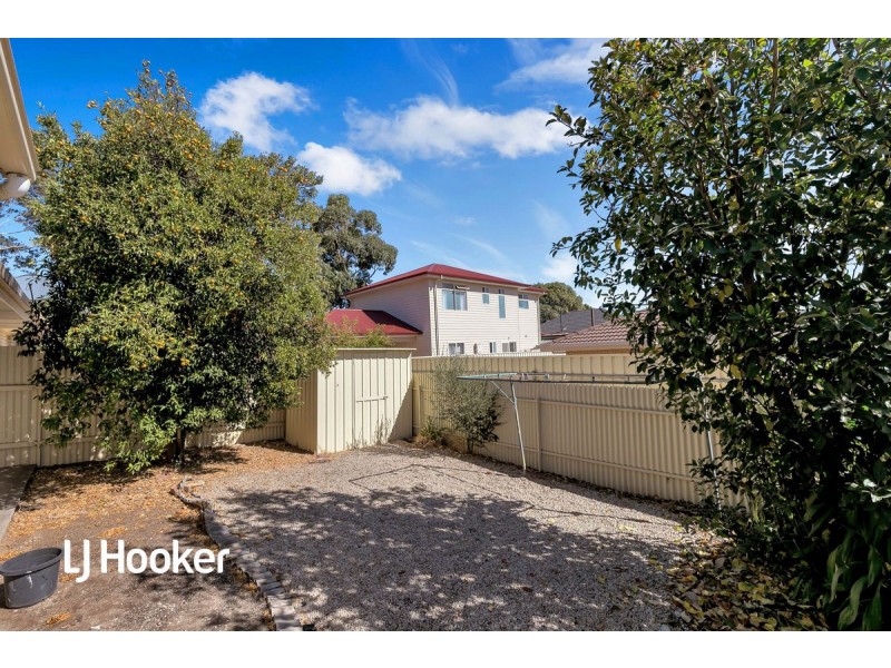 2/1 Peter Place, Campbelltown SA 5074