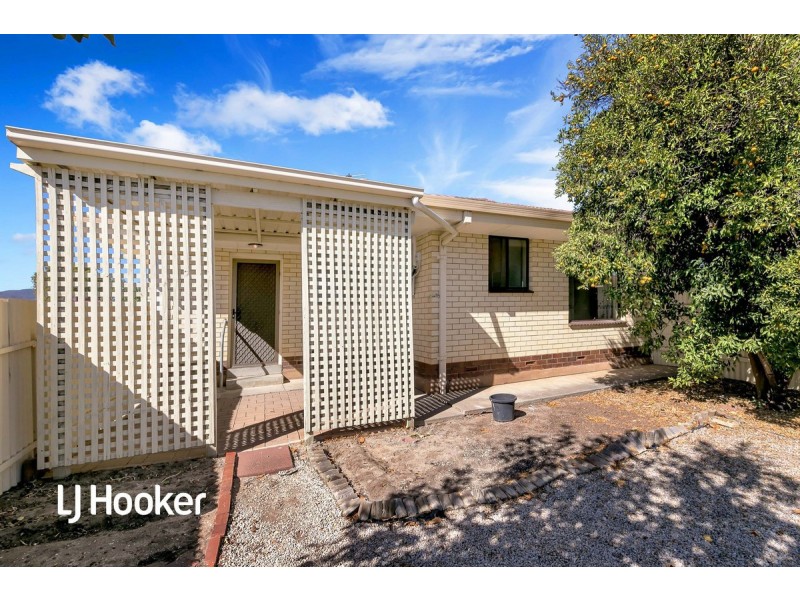 2/1 Peter Place, Campbelltown SA 5074
