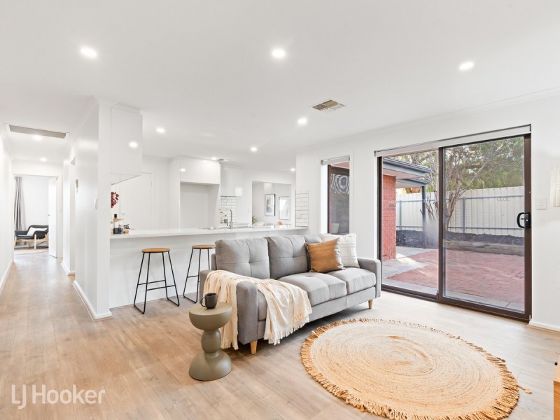 10 Snowy Drive, Valley View SA 5093