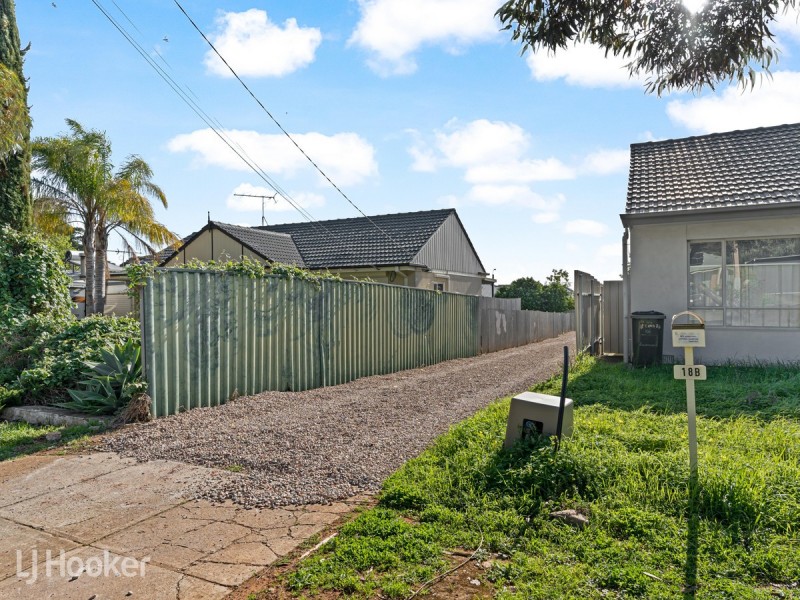 18B Todd Road, Para Hills SA 5096