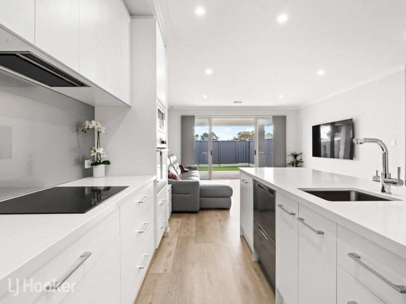 2A Silverlake Crescent, Highbury SA 5089