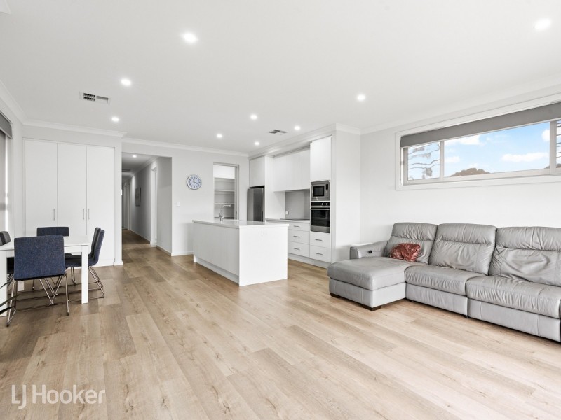 2A Silverlake Crescent, Highbury SA 5089