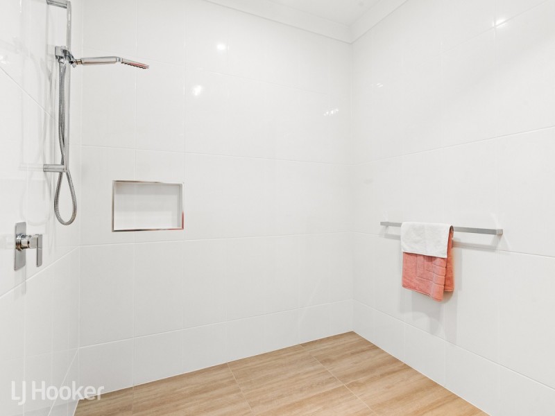 2A Silverlake Crescent, Highbury SA 5089