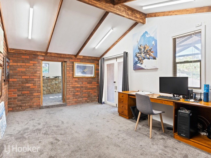 43 Valley View Drive, Highbury SA 5089