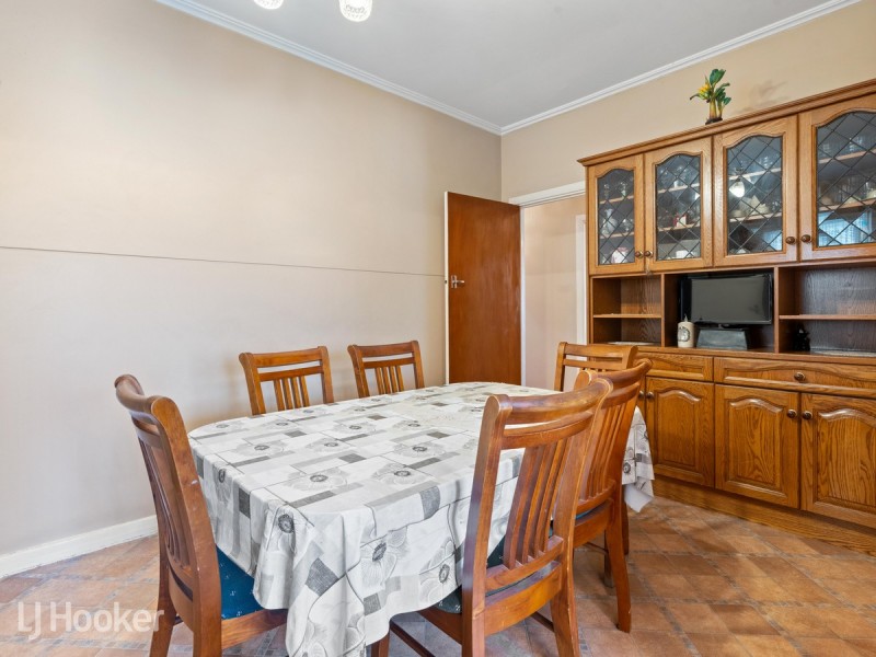 73 Nelson Avenue, Flinders Park SA 5025