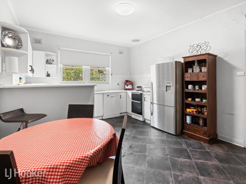 22 Selbourne Avenue, Rostrevor SA 5073