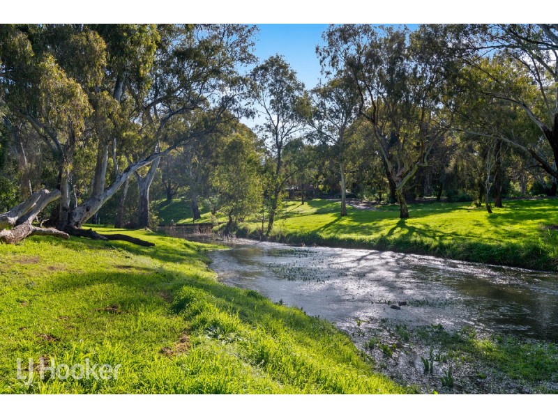 72A Greenglade Drive, Paradise SA 5075