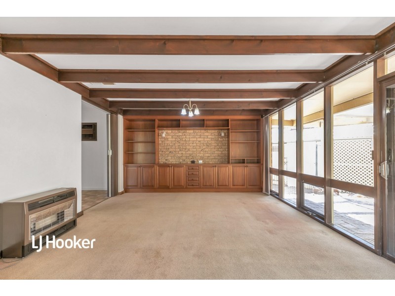 6 Coleridge Crescent, Clearview SA 5085