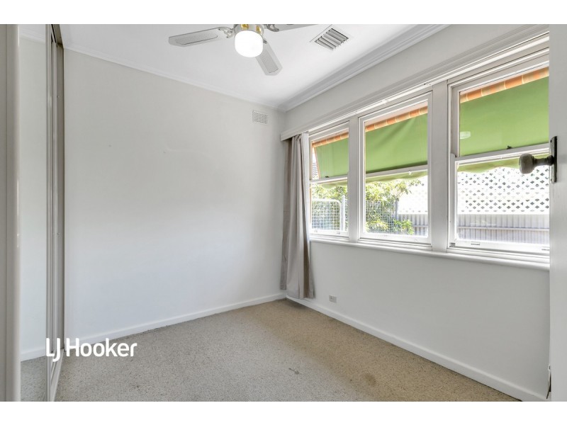 6 Coleridge Crescent, Clearview SA 5085