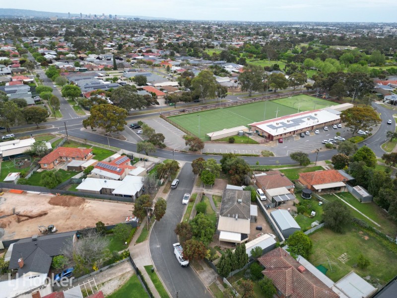 6 Coleridge Crescent, Clearview SA 5085