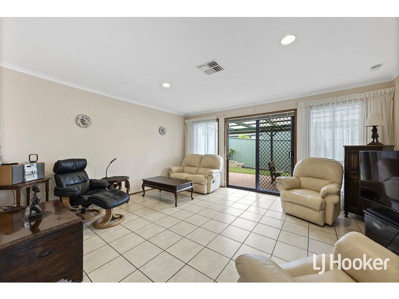 5 Burton Mews, Aberfoyle Park SA 5159