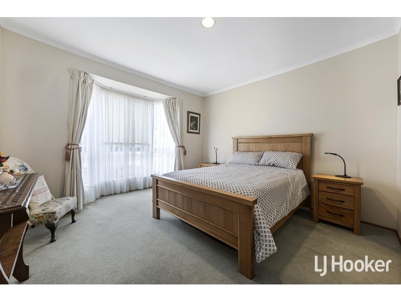 5 Burton Mews, Aberfoyle Park SA 5159