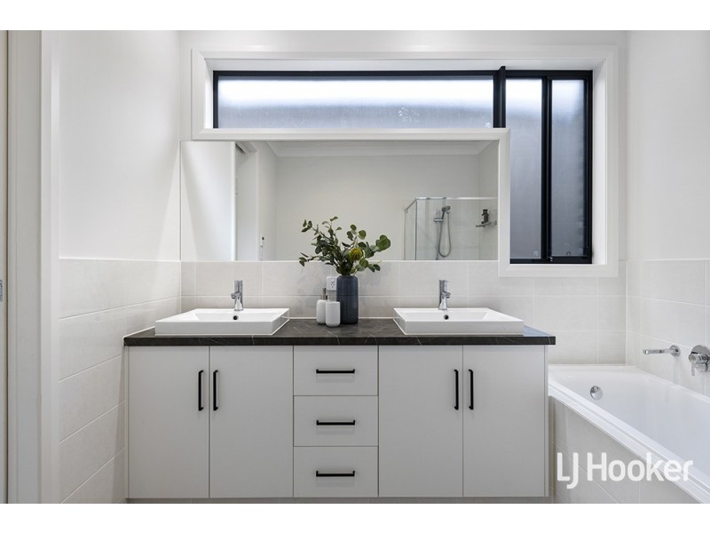 31 & 31A Christopher Road, Christie Downs SA 5164