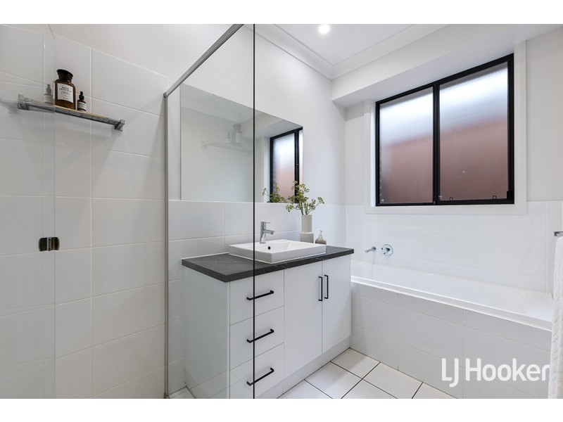 31 & 31A Christopher Road, Christie Downs SA 5164