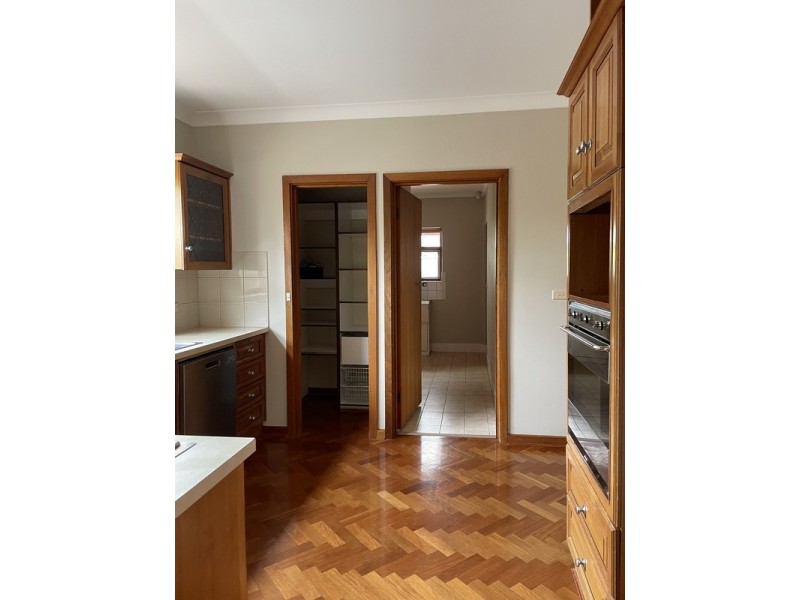 6 Philip Court, Rostrevor SA 5073