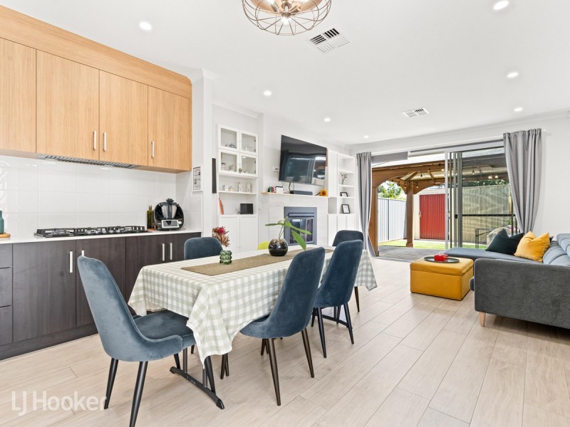 7 Leander Crescent, Greenacres SA 5086