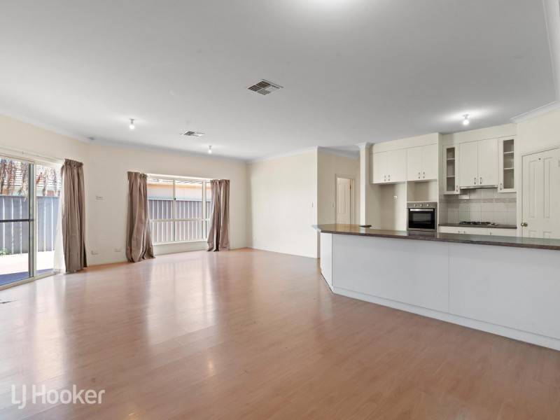 7 Foremost Court, North Haven SA 5018