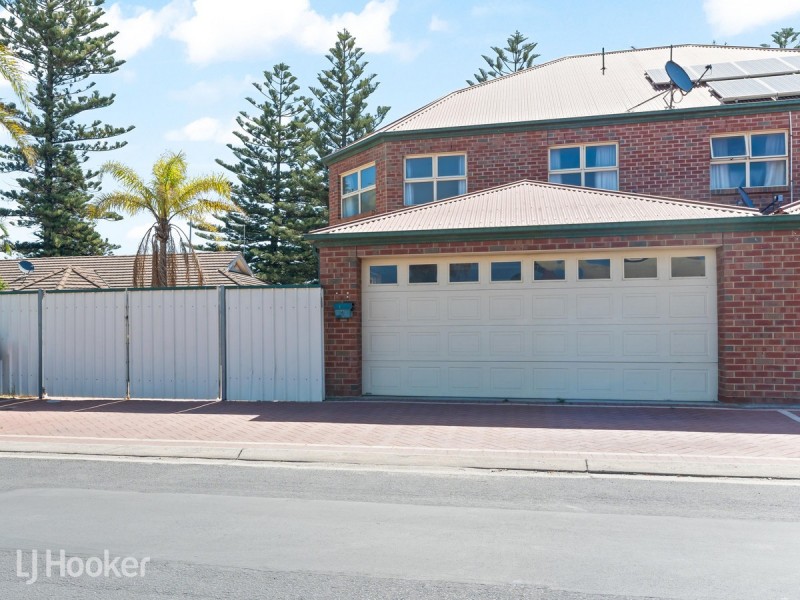 7 Foremost Court, North Haven SA 5018