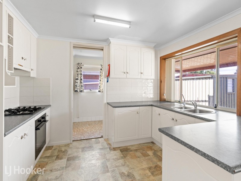 8 Hammond Avenue, Brahma Lodge SA 5109