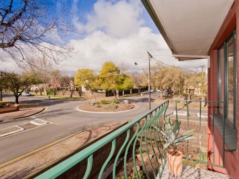 8/74 First Avenue, St Peters SA 5069