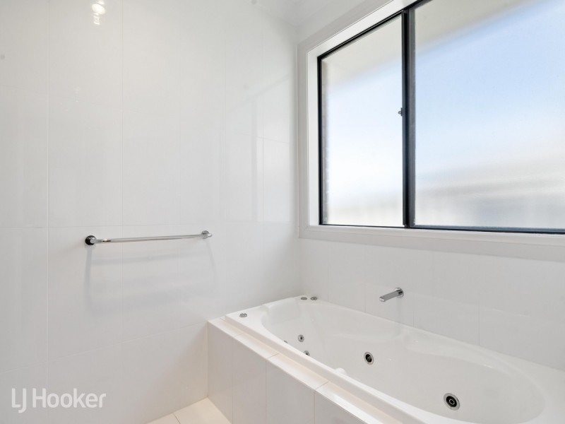 1 Dally Road, Gilles Plains SA 5086