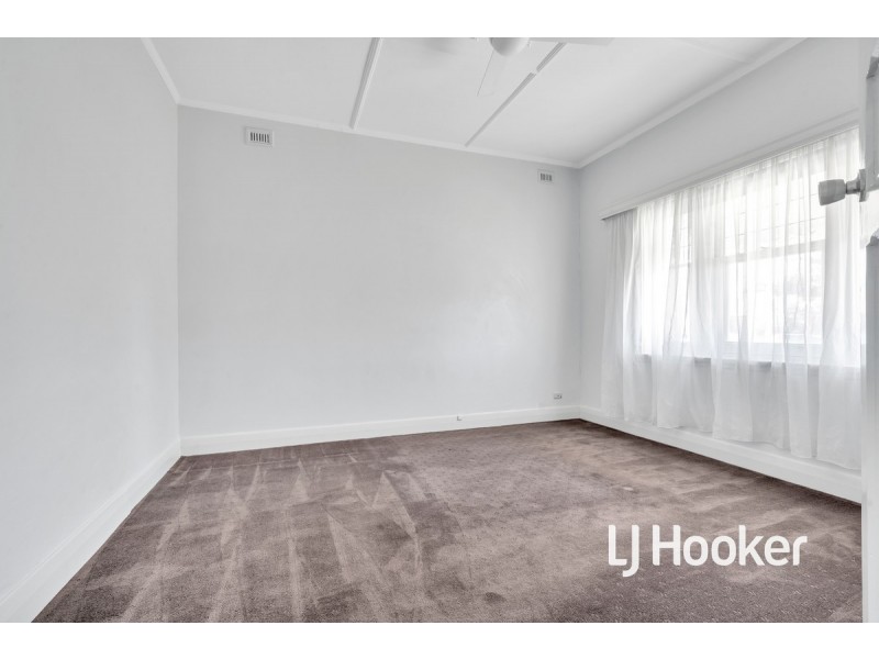 8 Victoria Street, Glandore SA 5037