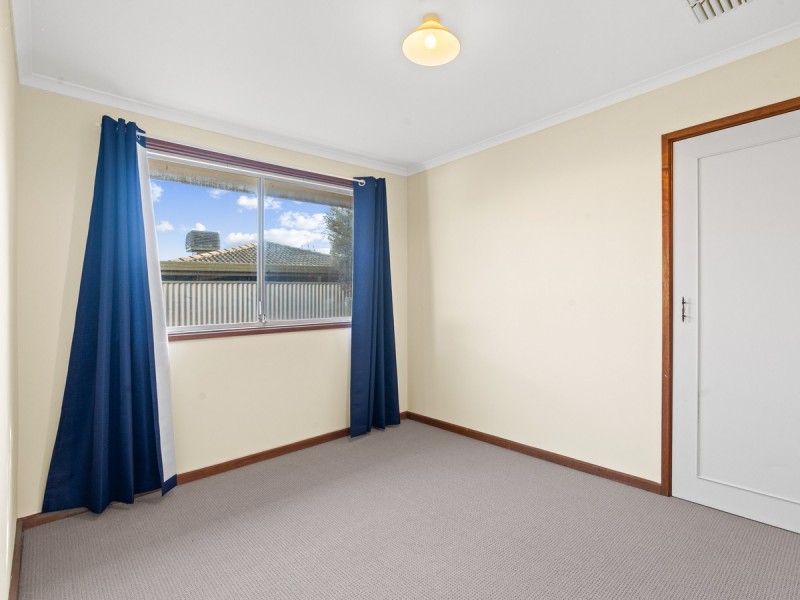 14 Alabar Crescent, Globe Derby Park SA 5110